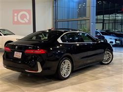 بی ئێم دەبڵیو سیریەس 5